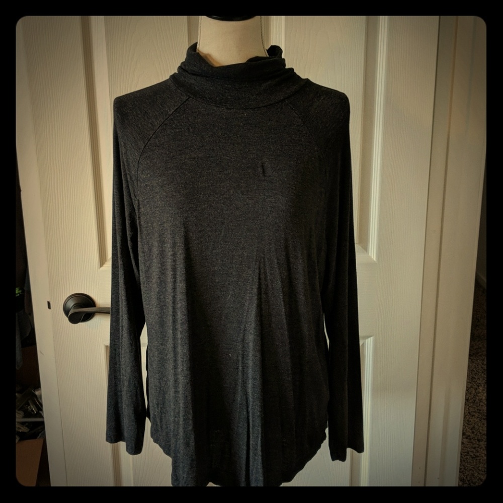 ⭐ 5 for $25! Turtle Neck Long Sleeved Top Size XL